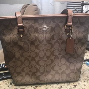 Coach handbag
